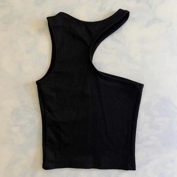 Pull & Bear Black Ribbed Cut Out Cropped Tank Top - Picture 2 of 4